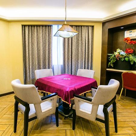 Zhuhai Hua Yu Min Fu Hotel Bagian luar foto